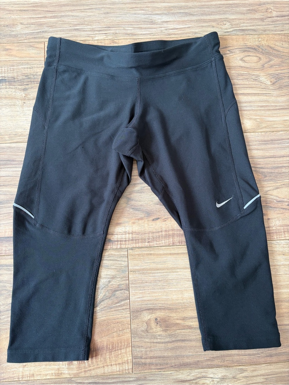 Nike Black Performance Capri Leggings